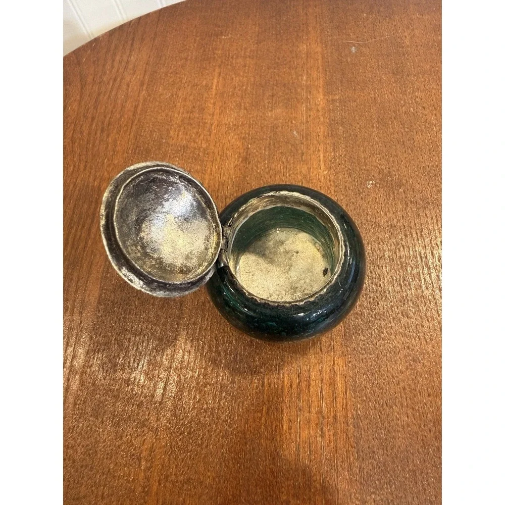 VTG  Sterling silver Plated Dark Jade Pill/ Trinket/ Snuff Green Jade Glass Jar